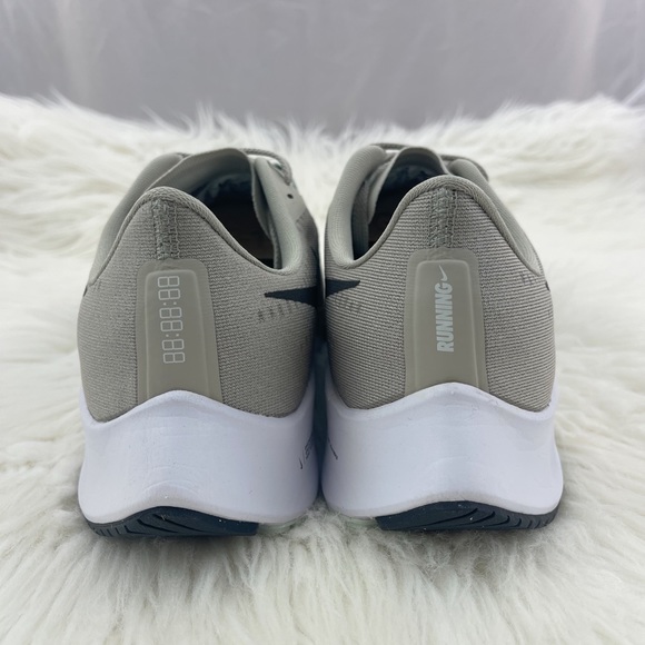 Mens Nike Air Zoom Pegasus 37 Running Sneakers - Picture 3 of 7